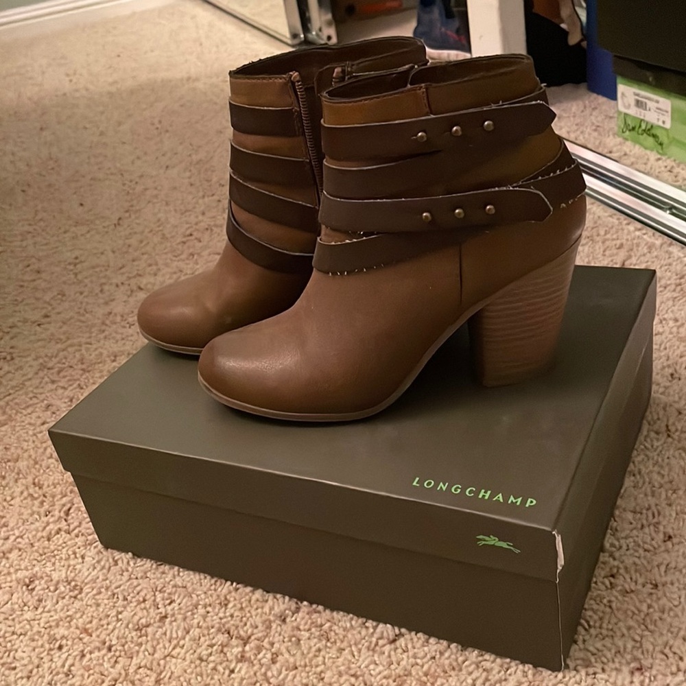 Madden girl size 7 shoes